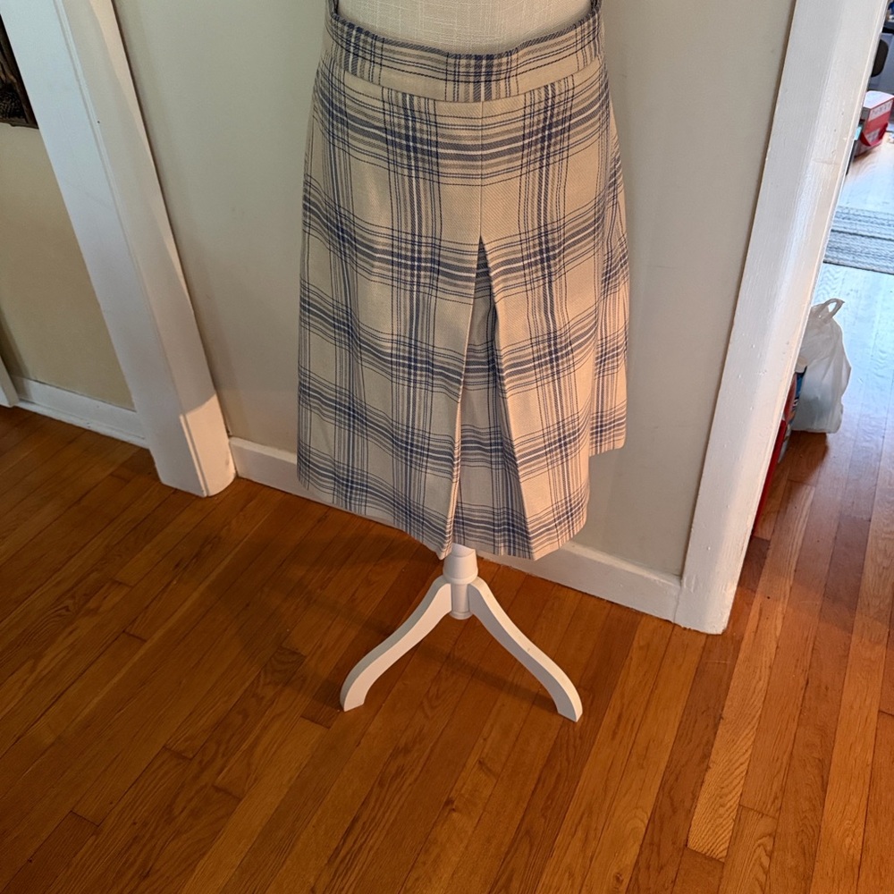 Brooks Brothers women’s Plaid skirt - Blue and Cream. Woven in Italy.